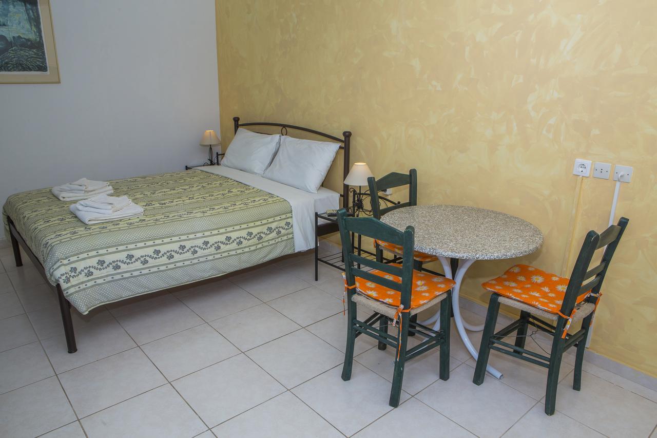 Sandy Beach Villas And Apartments Svoronata Exterior foto