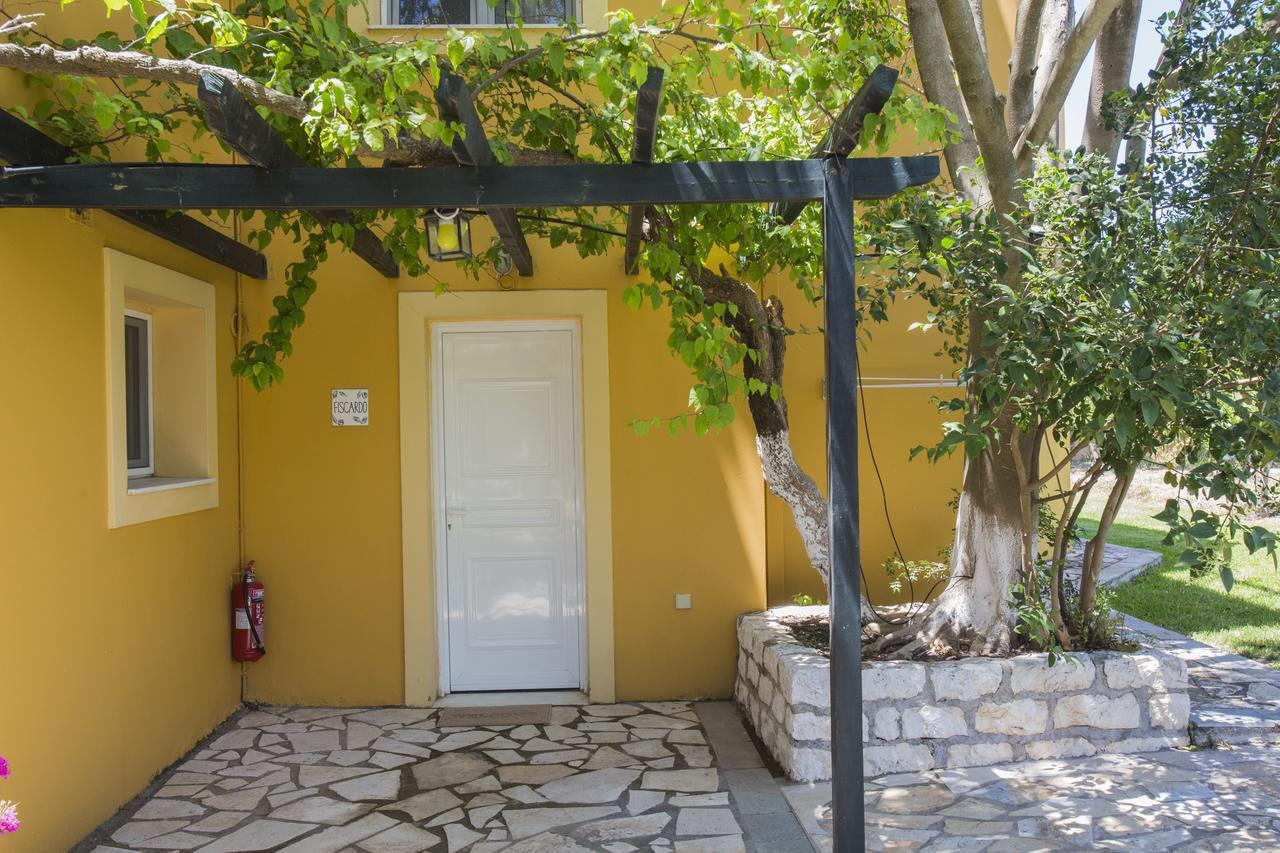 Sandy Beach Villas And Apartments Svoronata Exterior foto