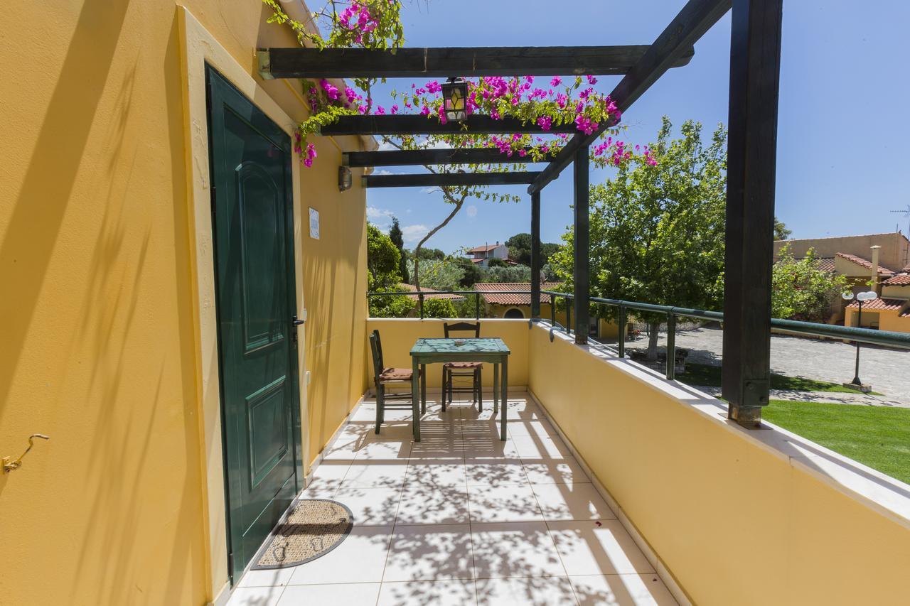 Sandy Beach Villas And Apartments Svoronata Exterior foto